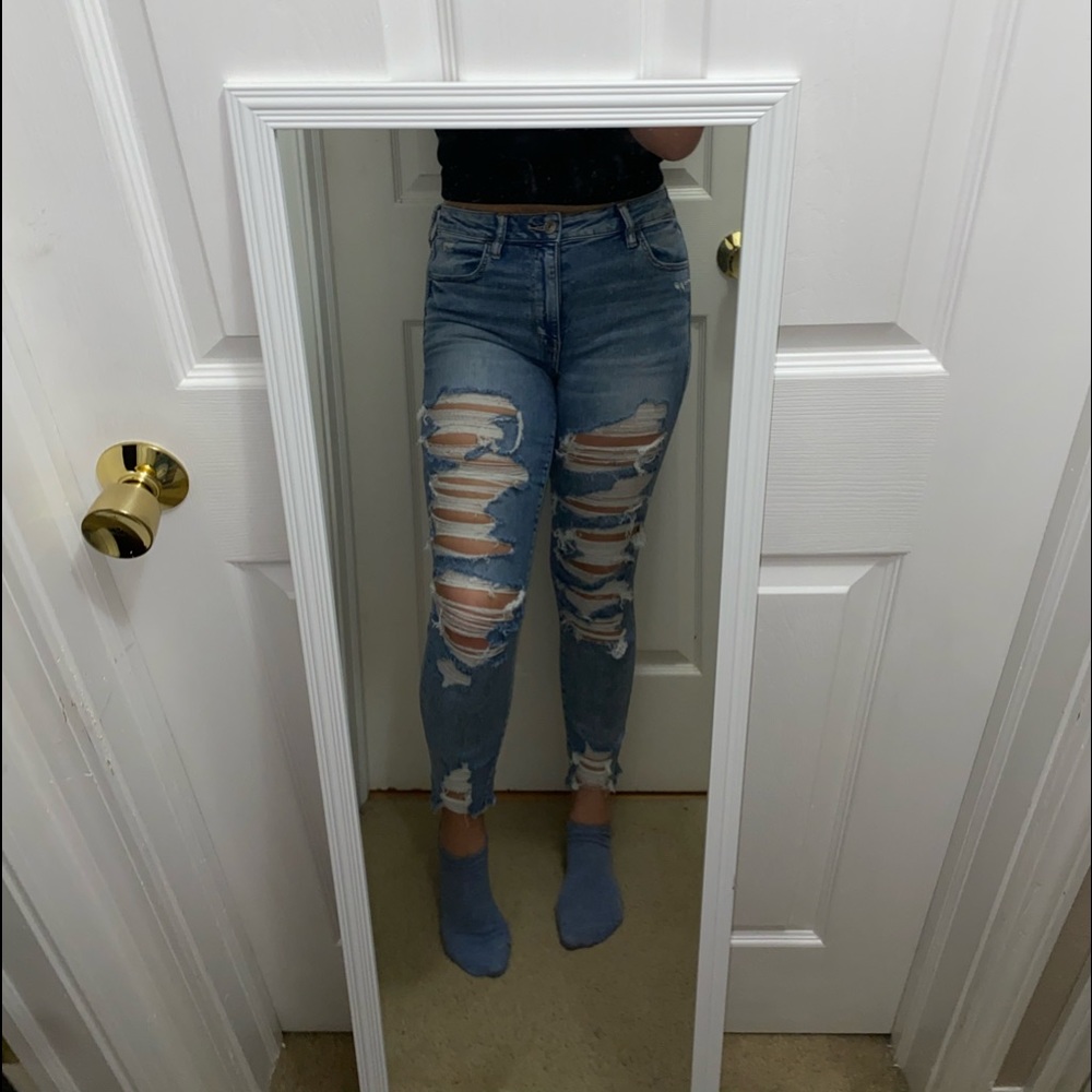 American Eagle Light-wash Jeans